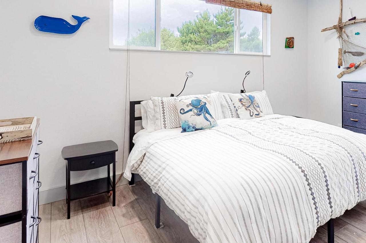 Driftwood Duet Apartment แบนดอน ภายนอก รูปภาพ